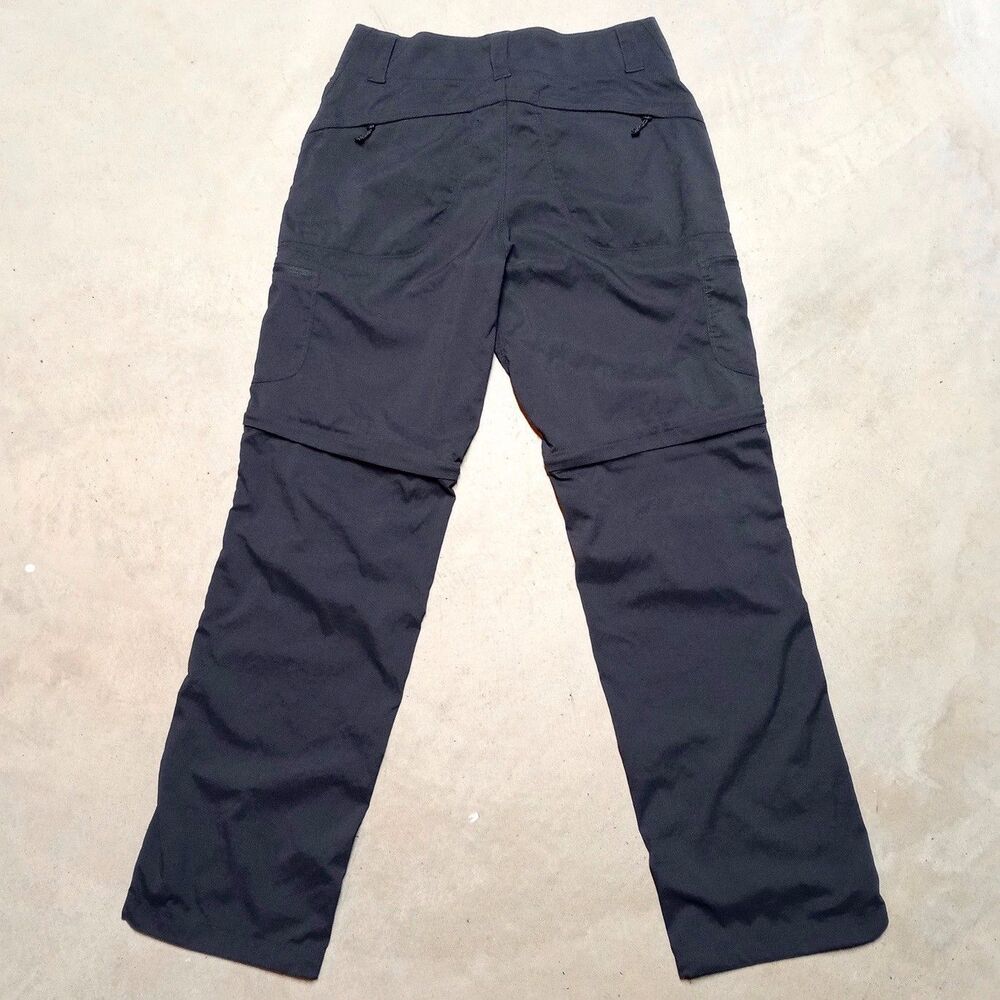 LL Bean Women's Convertible Nylon Cargo Pants Zip Off Shorts Size 2 (Fits 28x30) - Picture 3 of 9